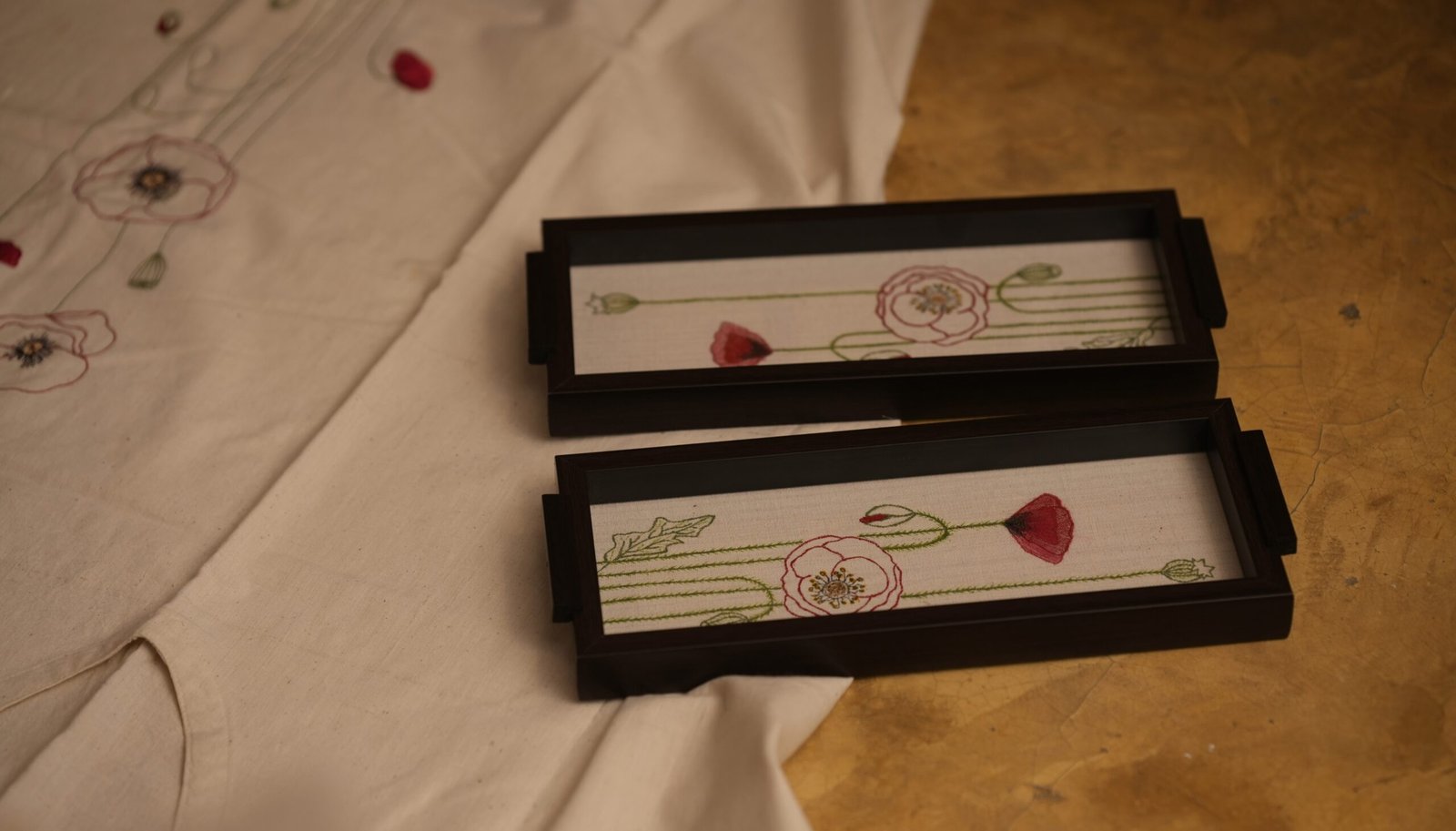 Poppy Tray