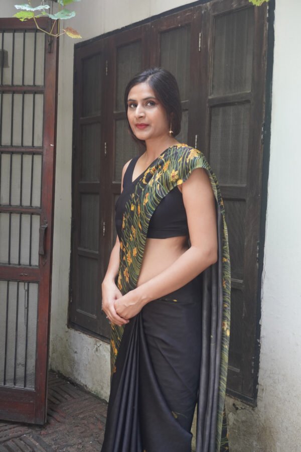 Nargis Bloom - Image 5